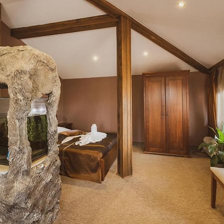 Хотел Том И Нези Класик Velingrad Extérieur photo