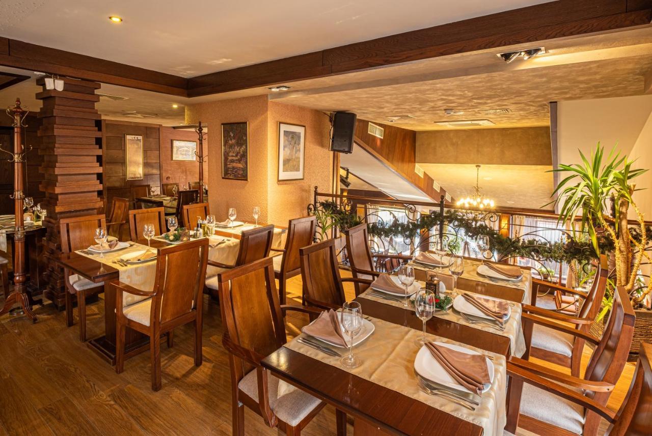 Хотел Том И Нези Класик Velingrad Extérieur photo