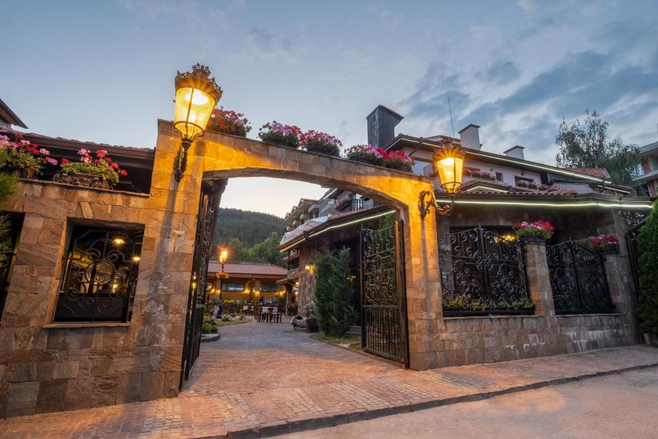 Хотел Том И Нези Класик Velingrad Extérieur photo